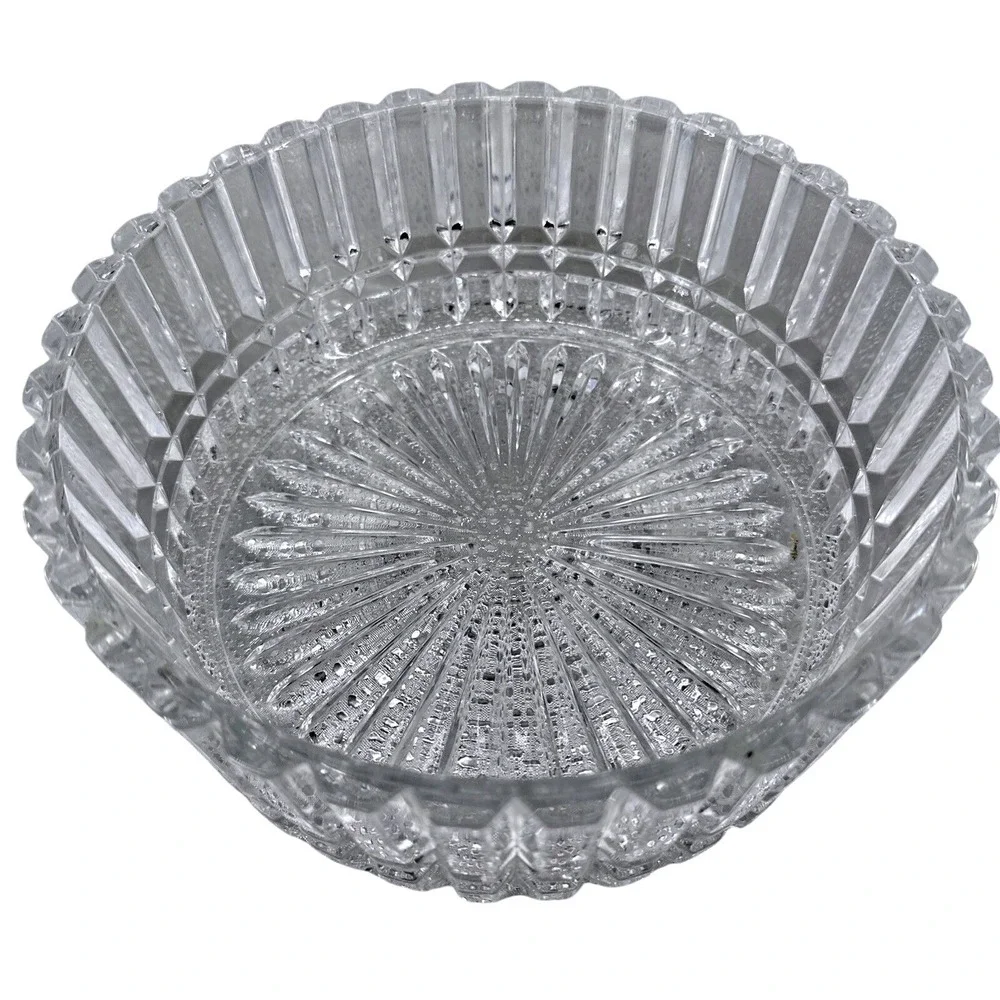 Elegant Clear Glass Bowl Crystal‎ Cut Serving Dish Decorative Centerpiece